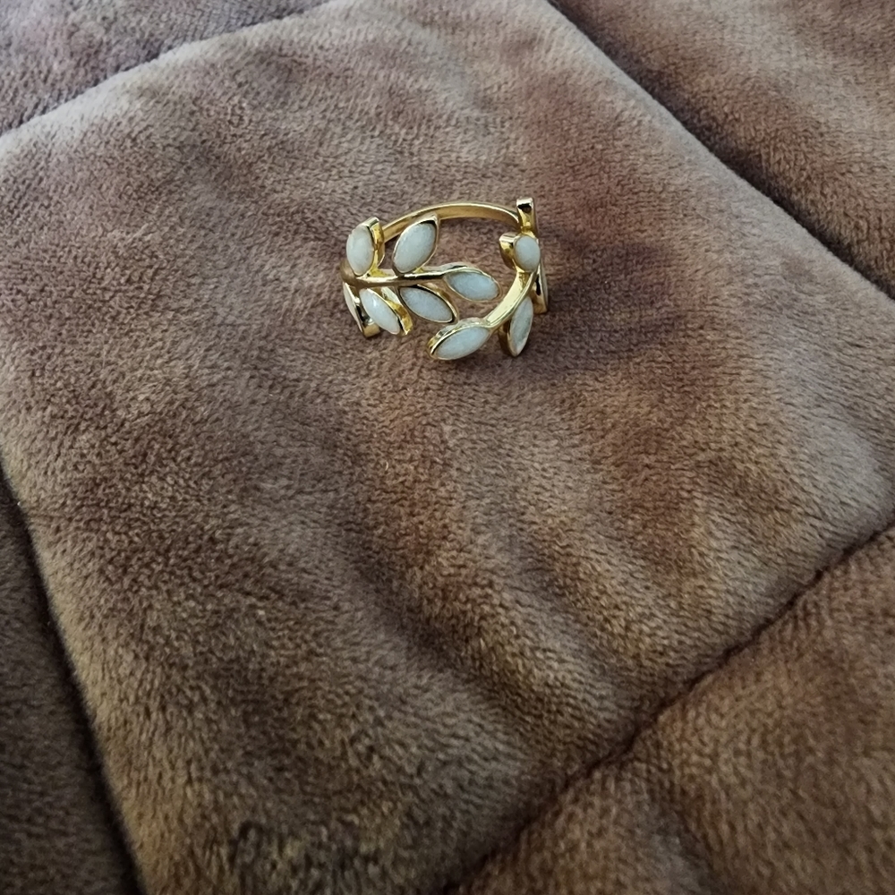 Leaf Ring